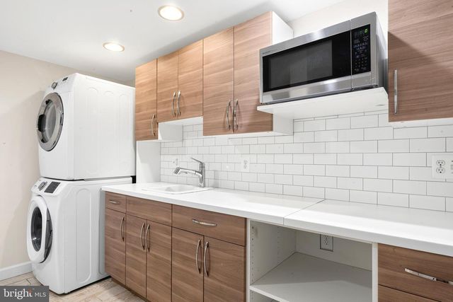 5129 CHOWAN AVE, Alexandria, VA 22312