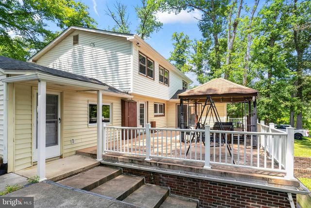 5129 CHOWAN AVE, Alexandria, VA 22312