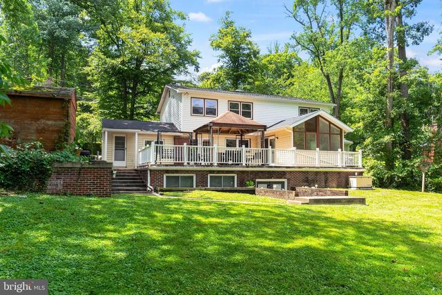 5129 CHOWAN AVE, Alexandria, VA 22312