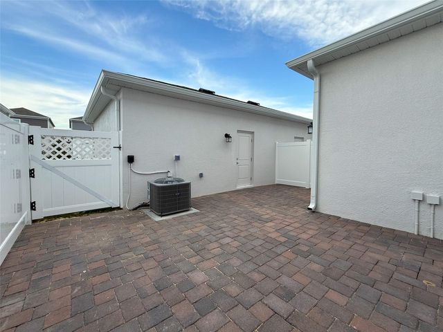 1991 STAKE OUT WAY, Apopka, FL 32703