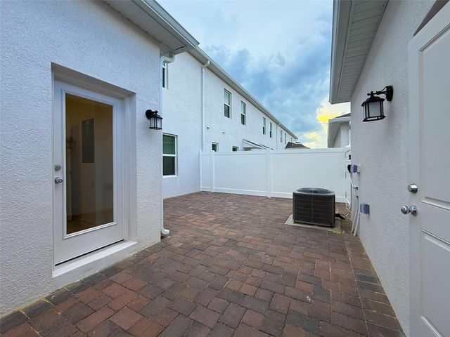 1991 STAKE OUT WAY, Apopka, FL 32703