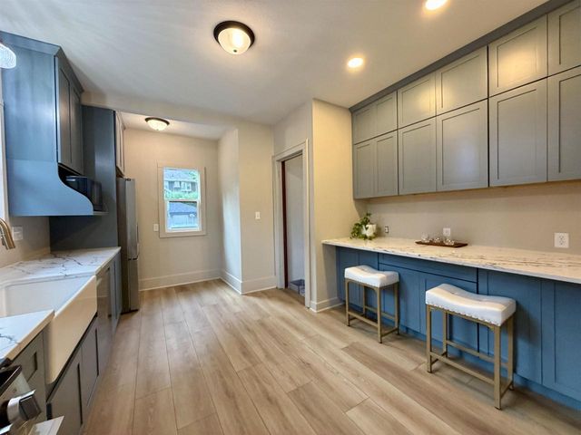 310 E Centerway, Janesville, WI 53545