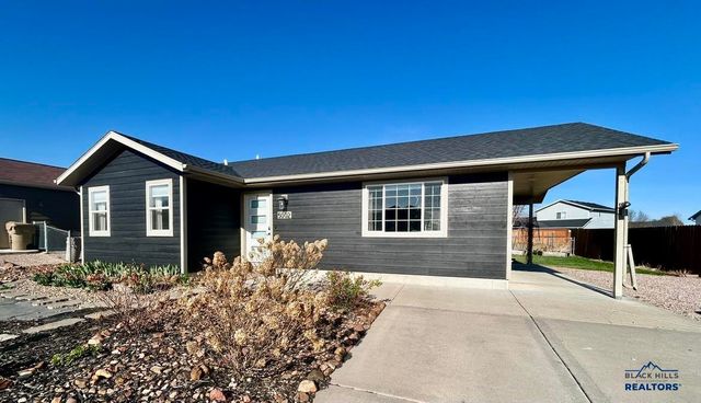 5002 SAVANNAH ST, Rapid City, SD 57703