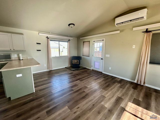 5002 SAVANNAH ST, Rapid City, SD 57703