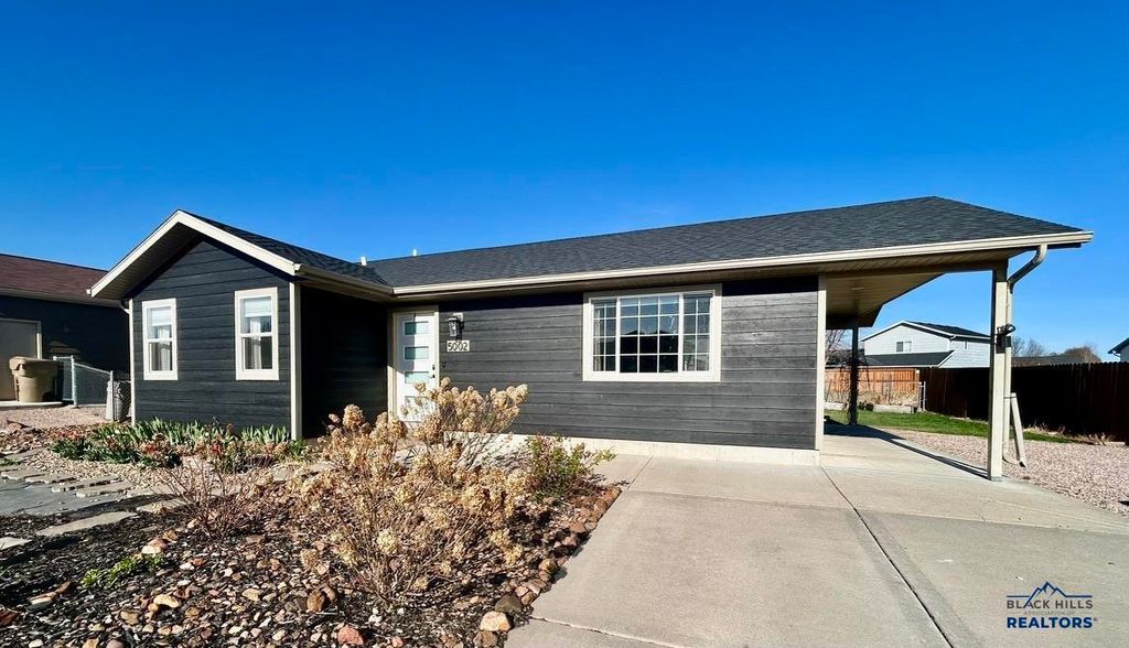 5002 SAVANNAH ST, Rapid City, SD 57703