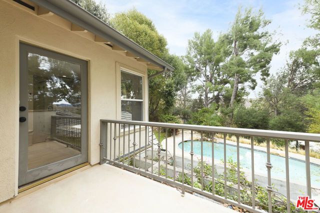 26038 Trana Circle, Calabasas, CA 91302