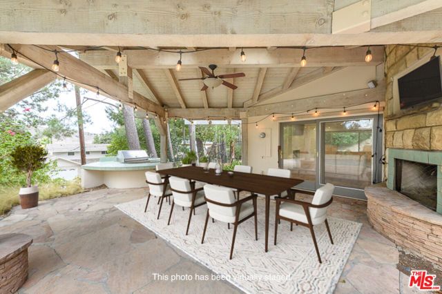 26038 Trana Circle, Calabasas, CA 91302