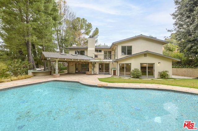 26038 Trana Circle, Calabasas, CA 91302