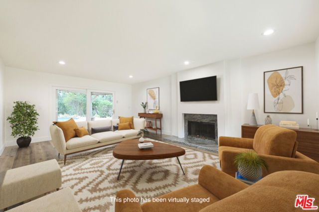 26038 Trana Circle, Calabasas, CA 91302