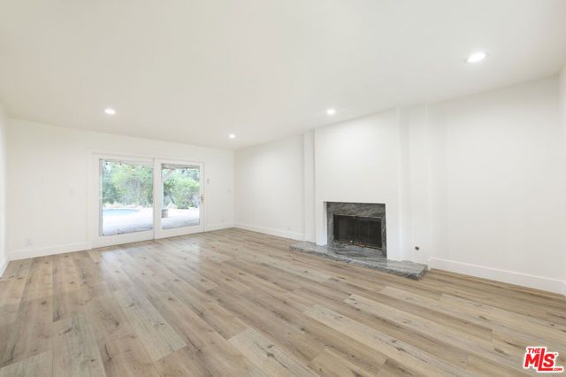 26038 Trana Circle, Calabasas, CA 91302