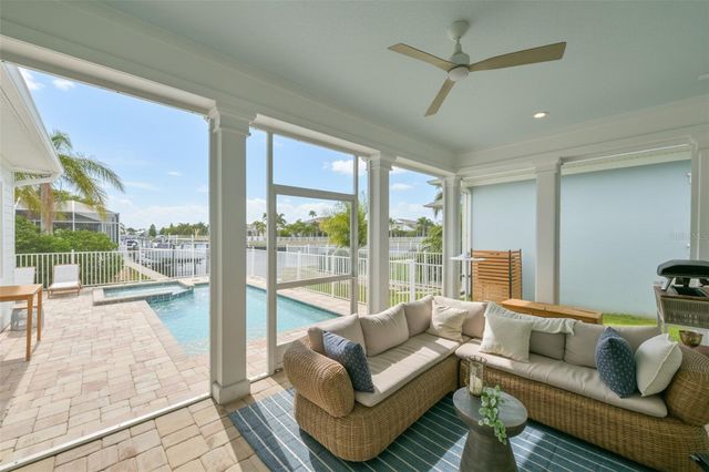 404 ISLEBAY DRIVE, Apollo Beach, FL 33572