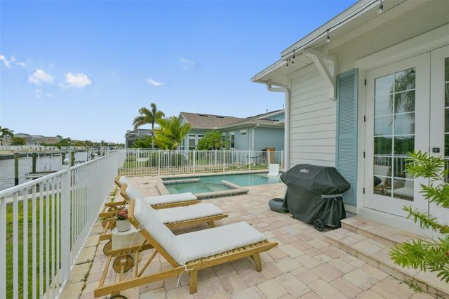 404 ISLEBAY DRIVE, Apollo Beach, FL 33572