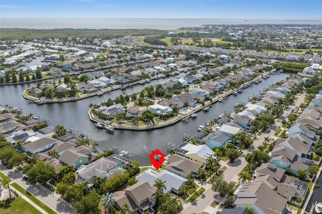404 ISLEBAY DRIVE, Apollo Beach, FL 33572