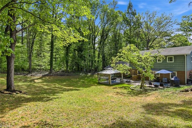 5629 Stoneman Place, Pfafftown, NC 27040