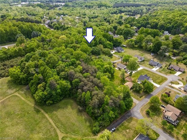 5629 Stoneman Place, Pfafftown, NC 27040