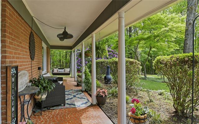 5629 Stoneman Place, Pfafftown, NC 27040