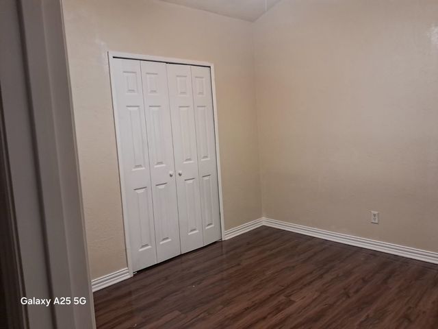 3824 Longmeadow Way, Fort Worth, TX 76133
