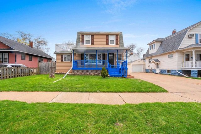 806 11TH AVENUE, Green Bay, WI 54304
