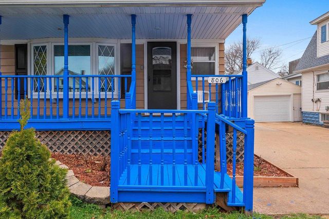 806 11TH AVENUE, Green Bay, WI 54304