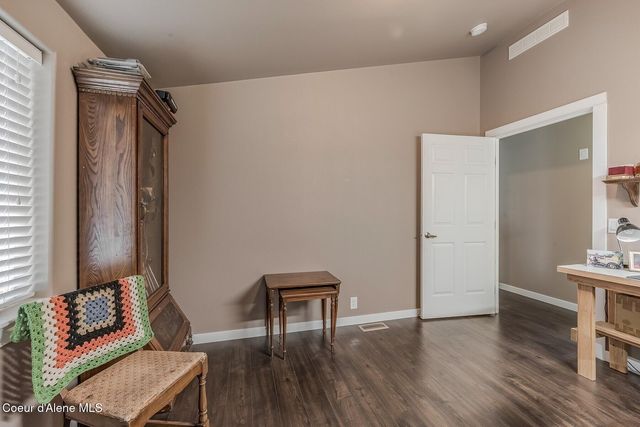 8862 N Mac Arthur Way, Hayden, ID 83835