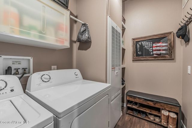 8862 N Mac Arthur Way, Hayden, ID 83835