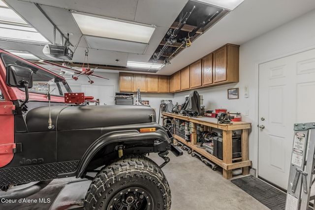 8862 N Mac Arthur Way, Hayden, ID 83835