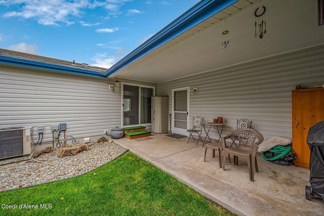 8862 N Mac Arthur Way, Hayden, ID 83835