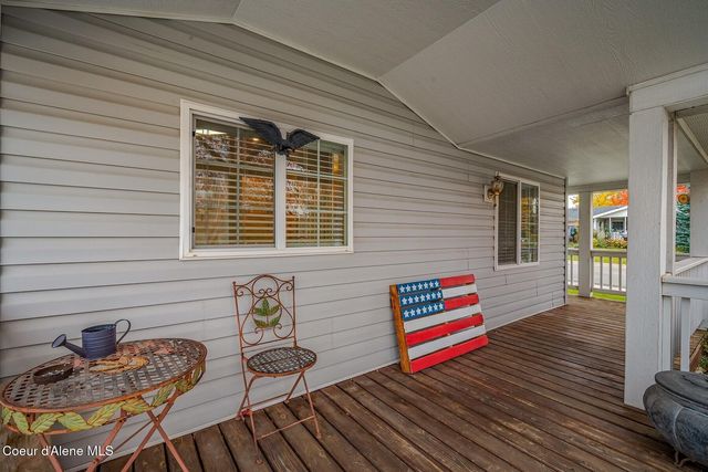 8862 N Mac Arthur Way, Hayden, ID 83835