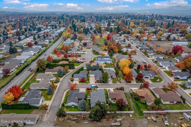 8862 N Mac Arthur Way, Hayden, ID 83835