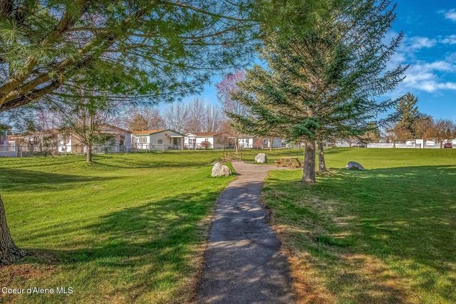 8862 N Mac Arthur Way, Hayden, ID 83835