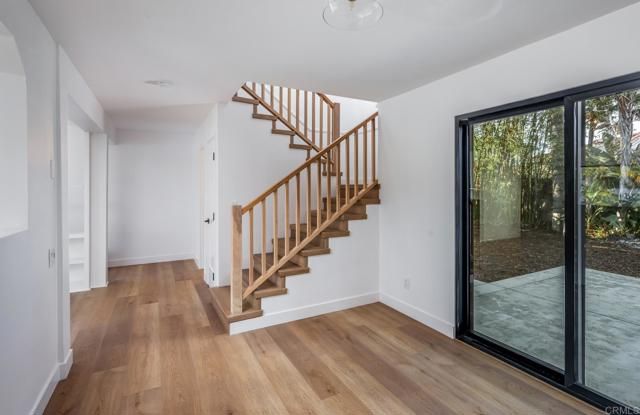 250 Hillcrest Drive, Encinitas, CA 92024