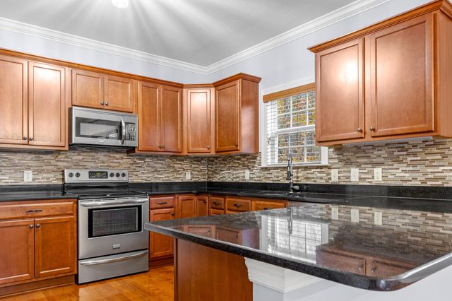 7160 Neville Drive, Ooltewah, TN 37363