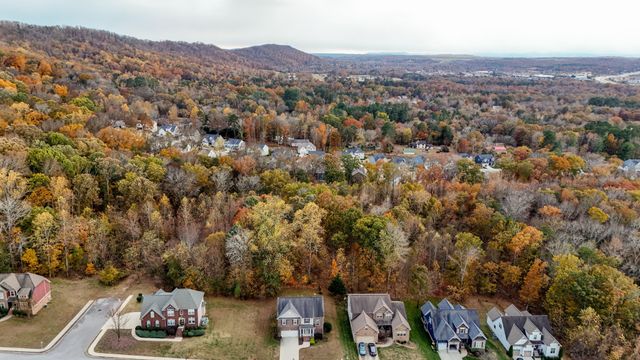 7160 Neville Drive, Ooltewah, TN 37363