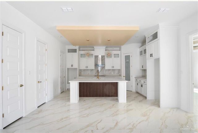 307 31st Street, Hidalgo, TX 78557