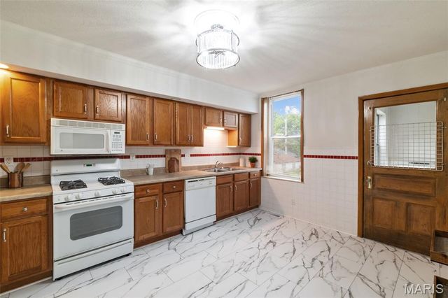 4616 Louisiana Avenue, St Louis, MO 63111