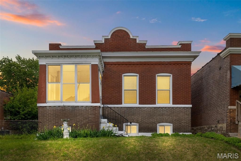 4616 Louisiana Avenue, St Louis, MO 63111