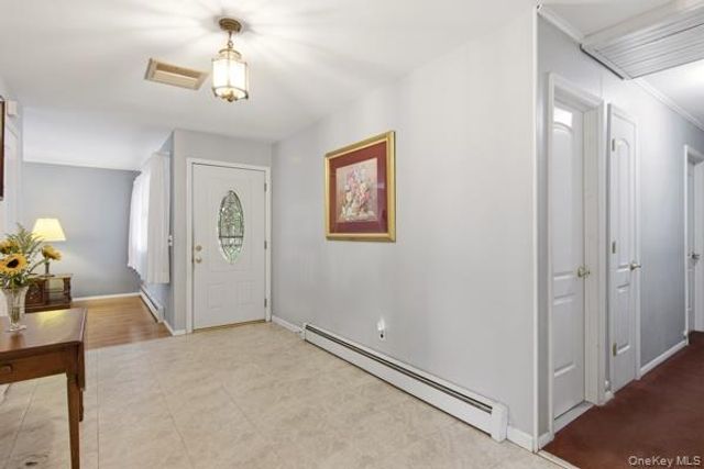 825 Karshick Street, Bohemia, NY 11716