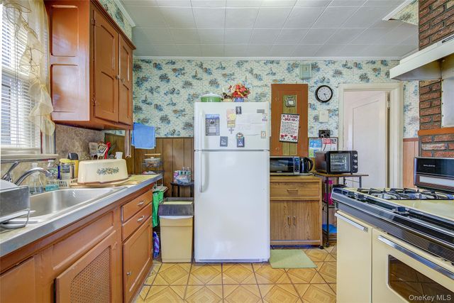 223-42 114th Avenue, Cambria Heights, NY 11411