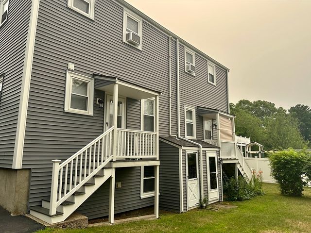 9 Norton 3, Weymouth, MA 02190