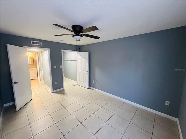 2785 L B MCLEOD ROAD B, Orlando, FL 32805