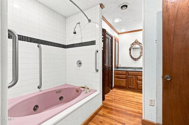 16183 Pocahontas Trail, Meadowview, VA 24361