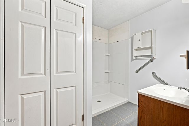 16183 Pocahontas Trail, Meadowview, VA 24361