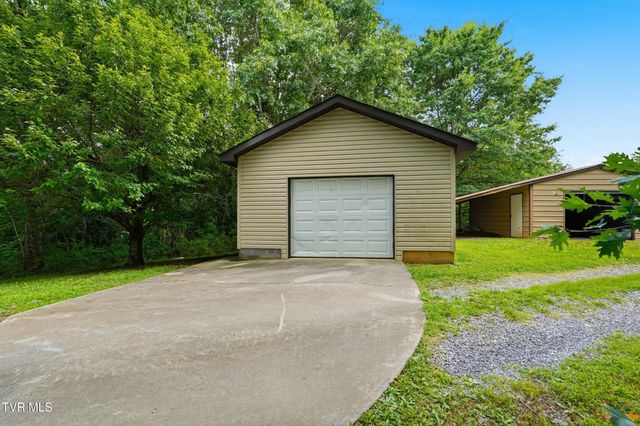 16183 Pocahontas Trail, Meadowview, VA 24361