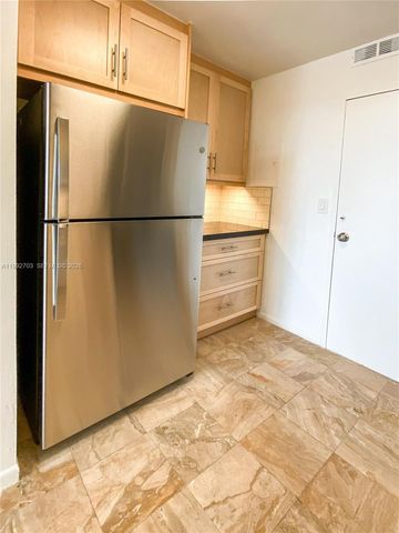 9800 W Bay Harbor Dr 602, Bay Harbor Islands, FL 33154