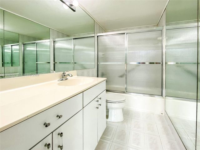 9800 W Bay Harbor Dr 602, Bay Harbor Islands, FL 33154