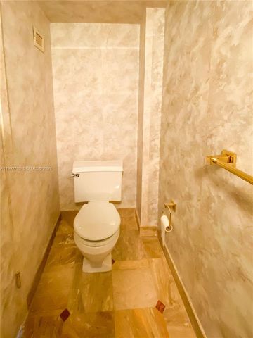 9800 W Bay Harbor Dr 602, Bay Harbor Islands, FL 33154