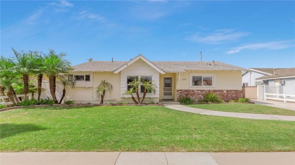 1507 S Citrus, Fullerton, CA 92833