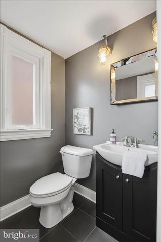 658 W WALNUT ST, Lancaster, PA 17603