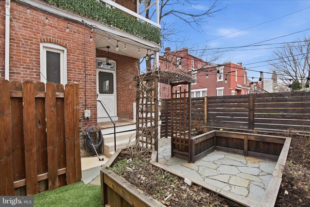 658 W WALNUT ST, Lancaster, PA 17603