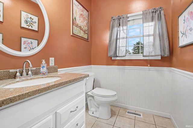 23770 Stonegate Circle, Elkhart, IN 46517